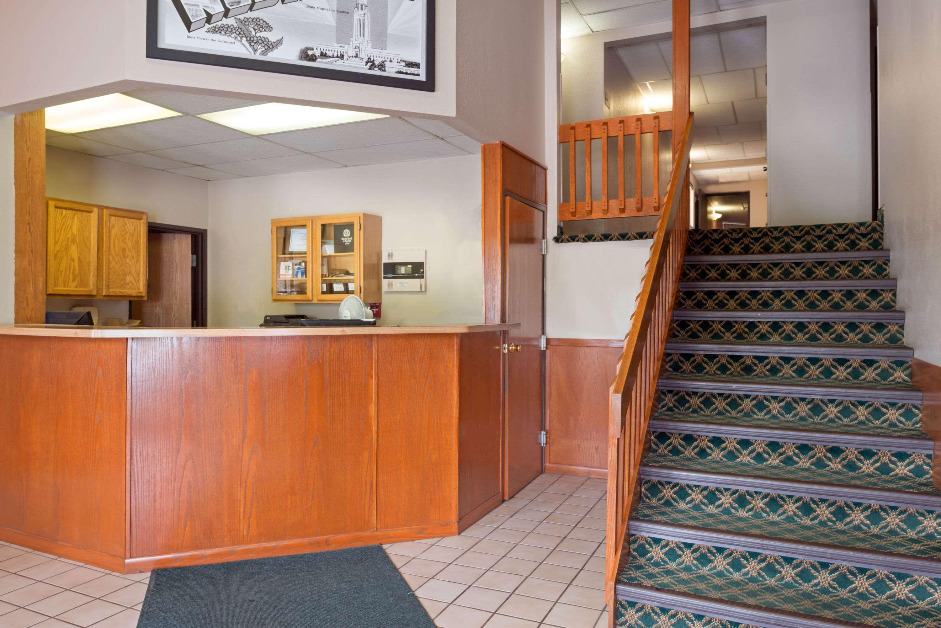 Super 8 By Wyndham Omaha Ne Hotel Exterior photo